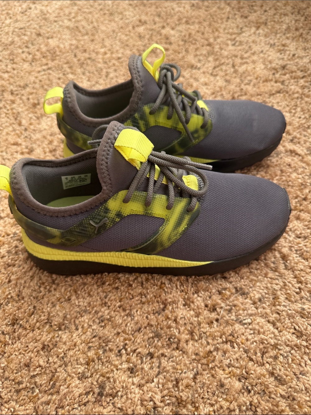 PUMA Pacer Next Excel Tech Sneakers Youth 4 Gray Neon Green Like New